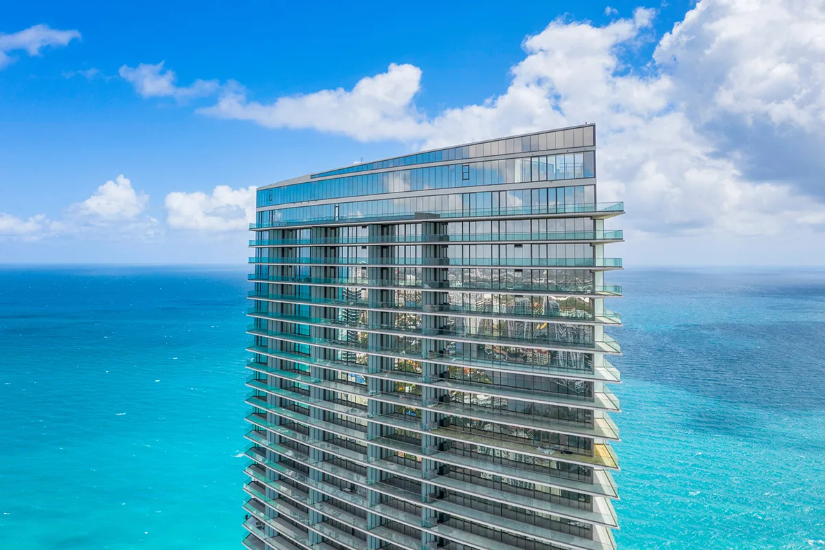 Residences by Armani Casa · Sunny Isles Beach, FLORIDA